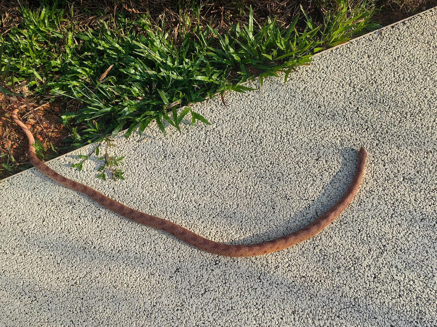 53″ Rubber Snake Realistic Fake Snakes Prank Toy to Keep Birds Away Scare