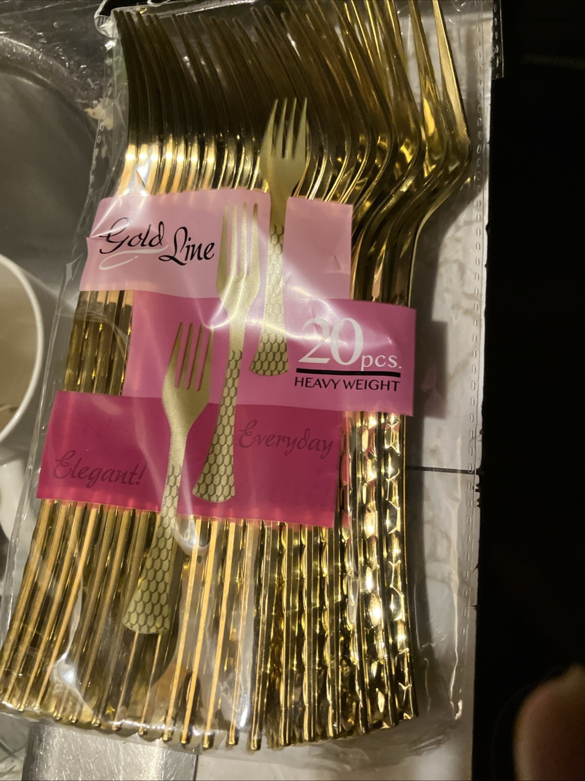 100PCS Gold Plastic Forks, Solid, Durable and Heavy Duty Hammer Design