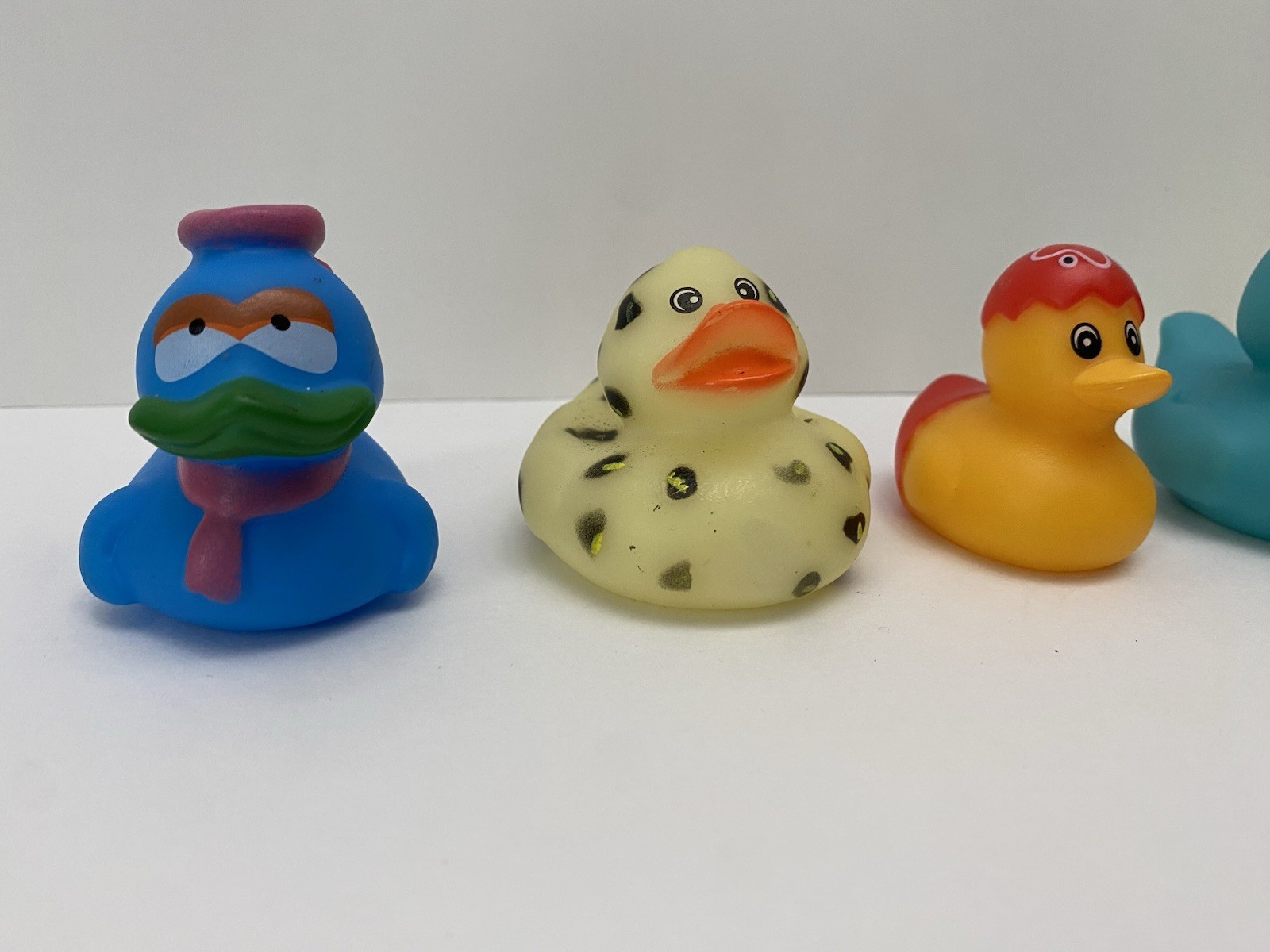 Rubber Ducks in Bulk, Assortment Duckies for Jeep Ducking Duck