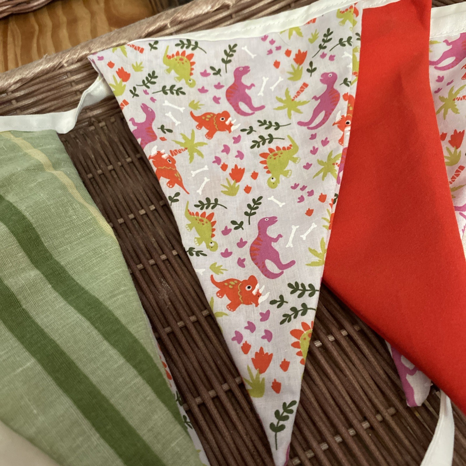 Handmade Fabric Bunting 12 Flags 3m multicoloured dinosaurs