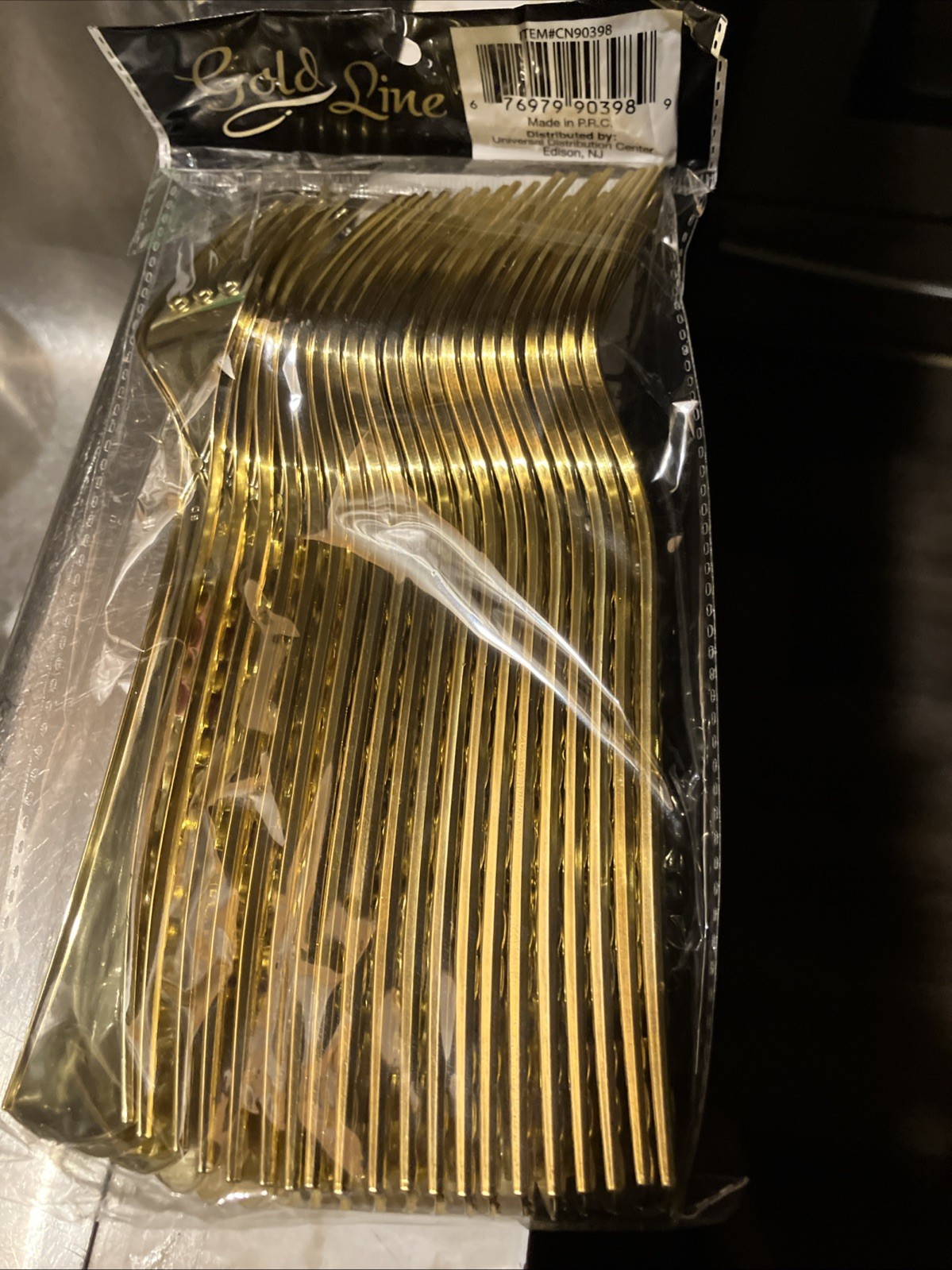 100PCS Gold Plastic Forks, Solid, Durable and Heavy Duty Hammer Design