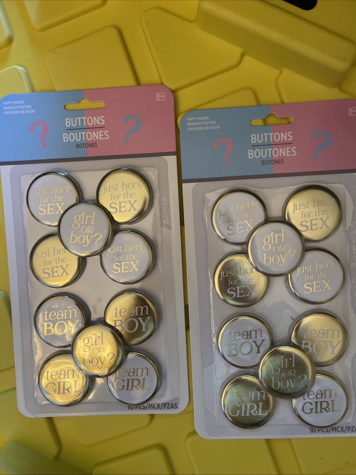 20 Pieces Gender Reveal Button Pin Team Boy , Girl Baby Show Party Game LOT OF 2