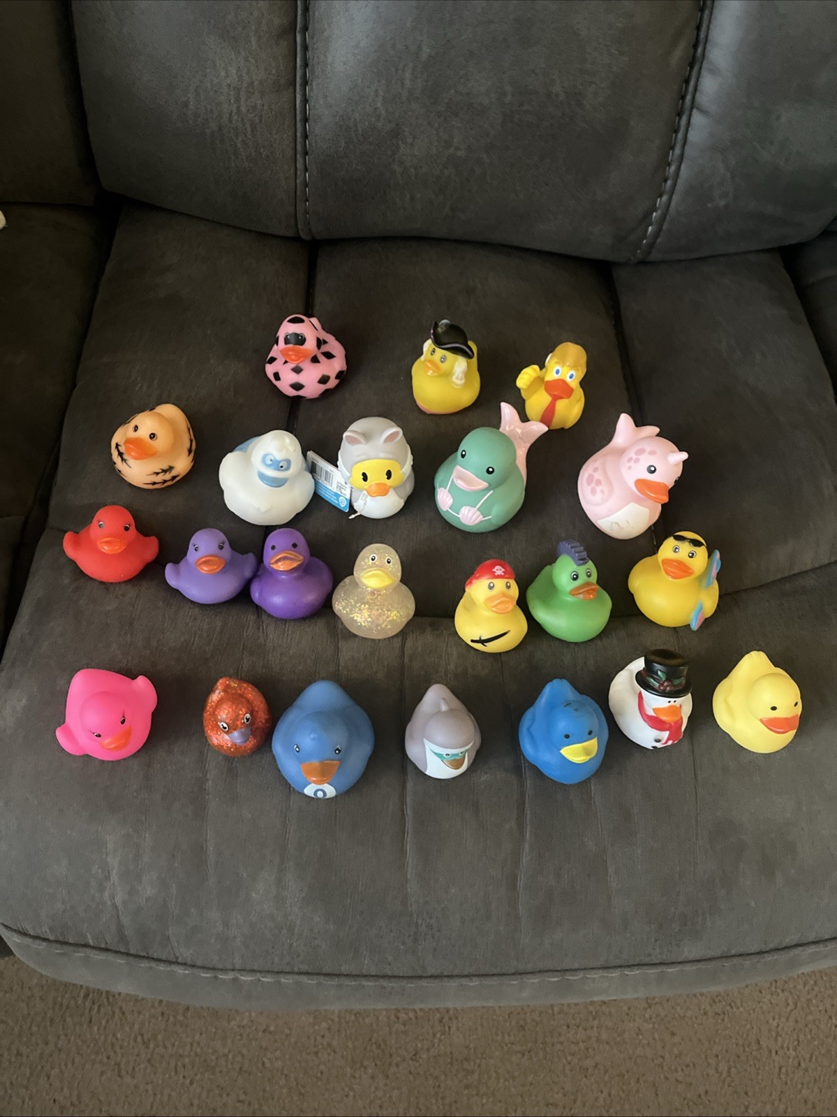 Lot of 22 Rubber Ducks Duckies Jeep Themed