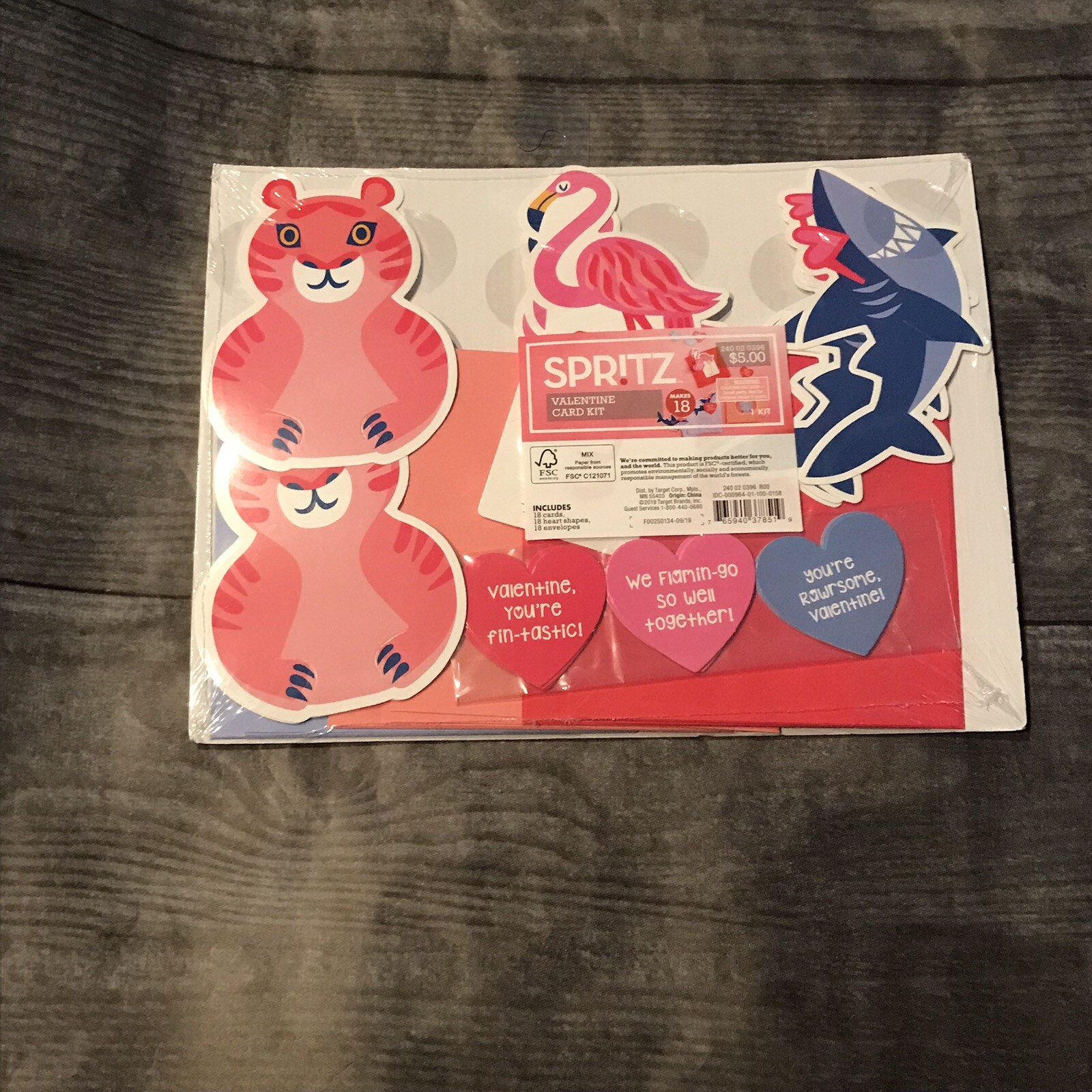 Spritz Valentine Card Kit Tiger Flamingo Shark NEW Makes 18