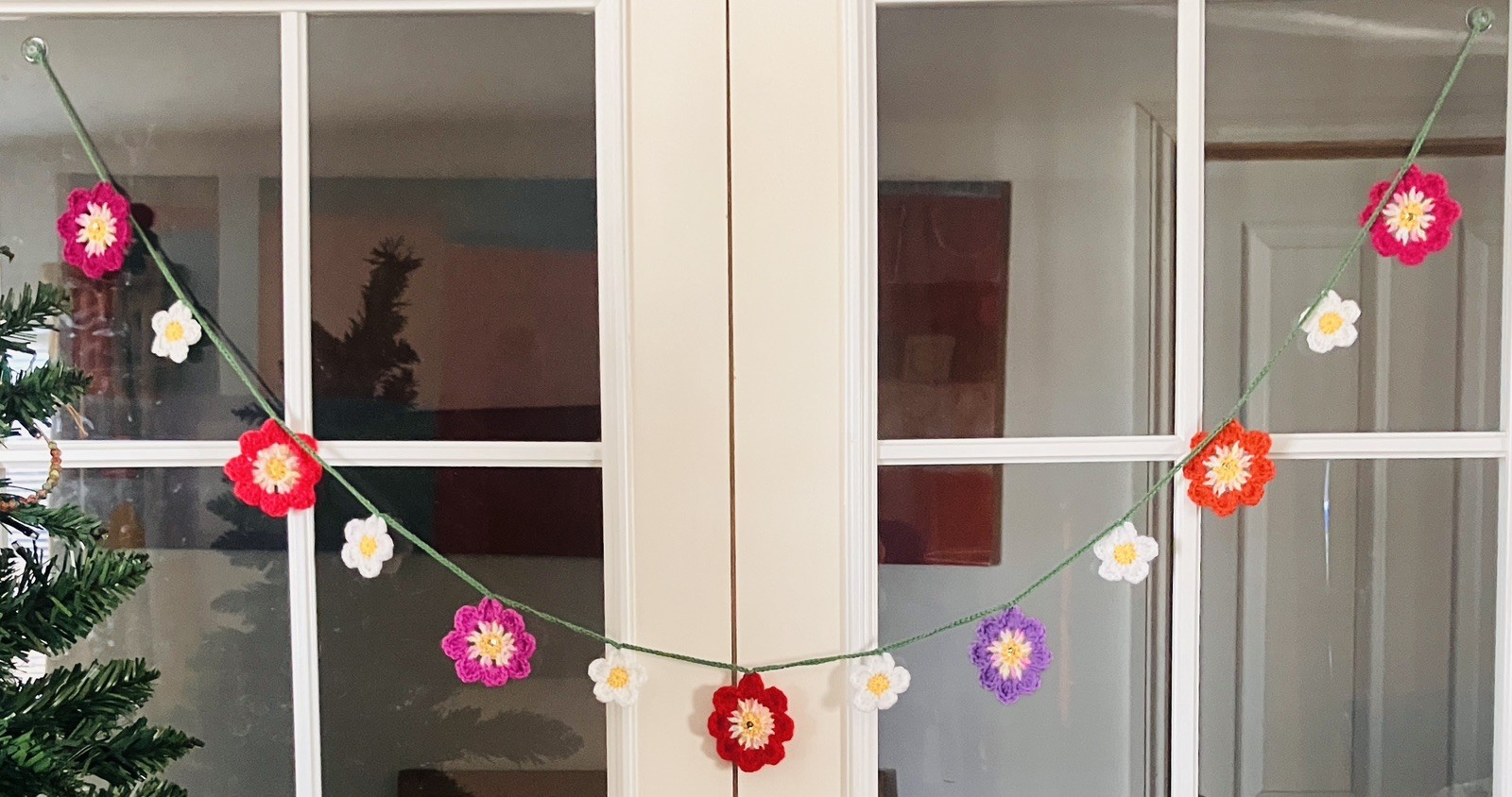 🌺NEW Hand Crochet Flowers window long Bunting Sequin Camper SUMMER 60” Gift