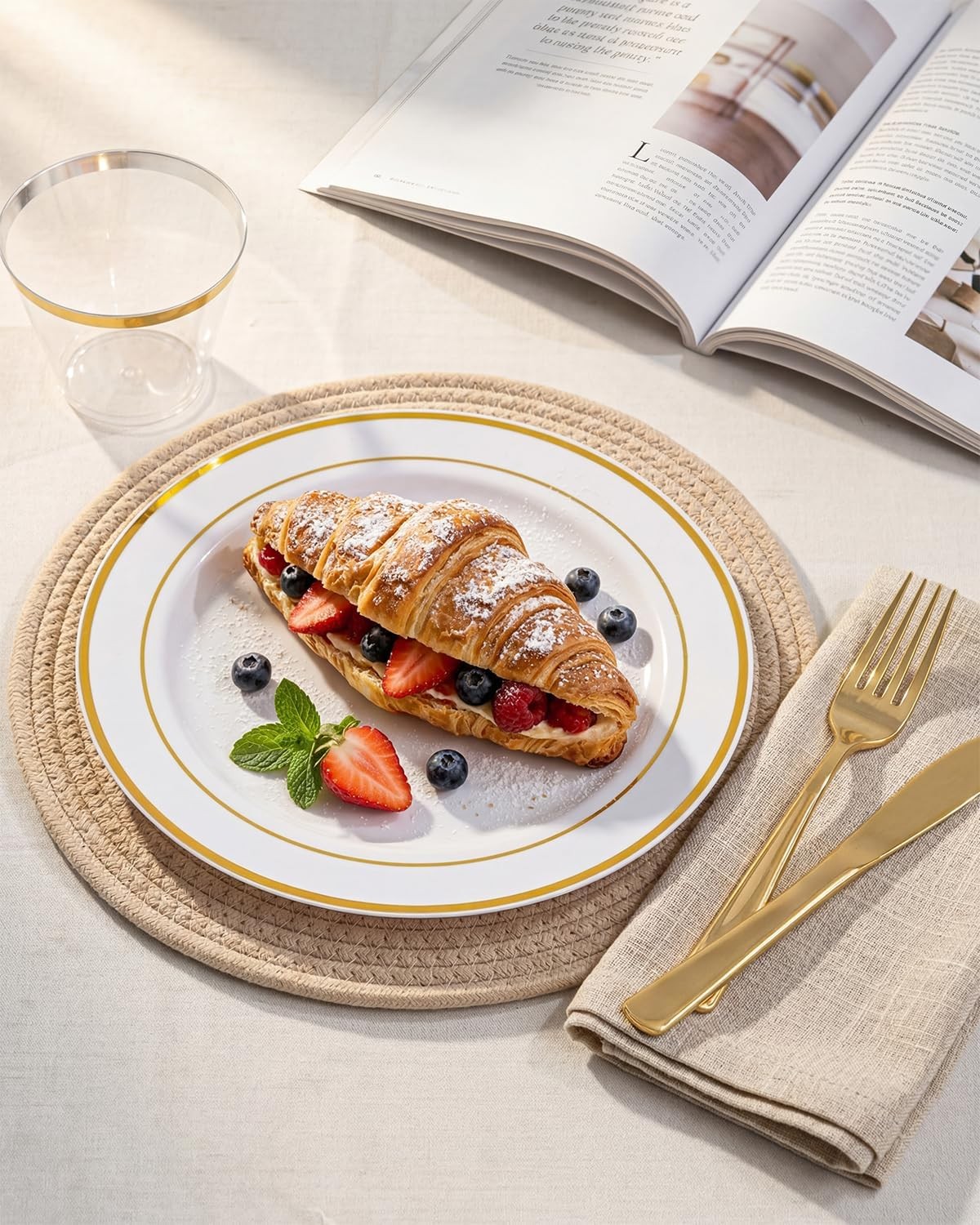 300PCS Gold Disposable Dinnerware Set – White and Gold Plastic