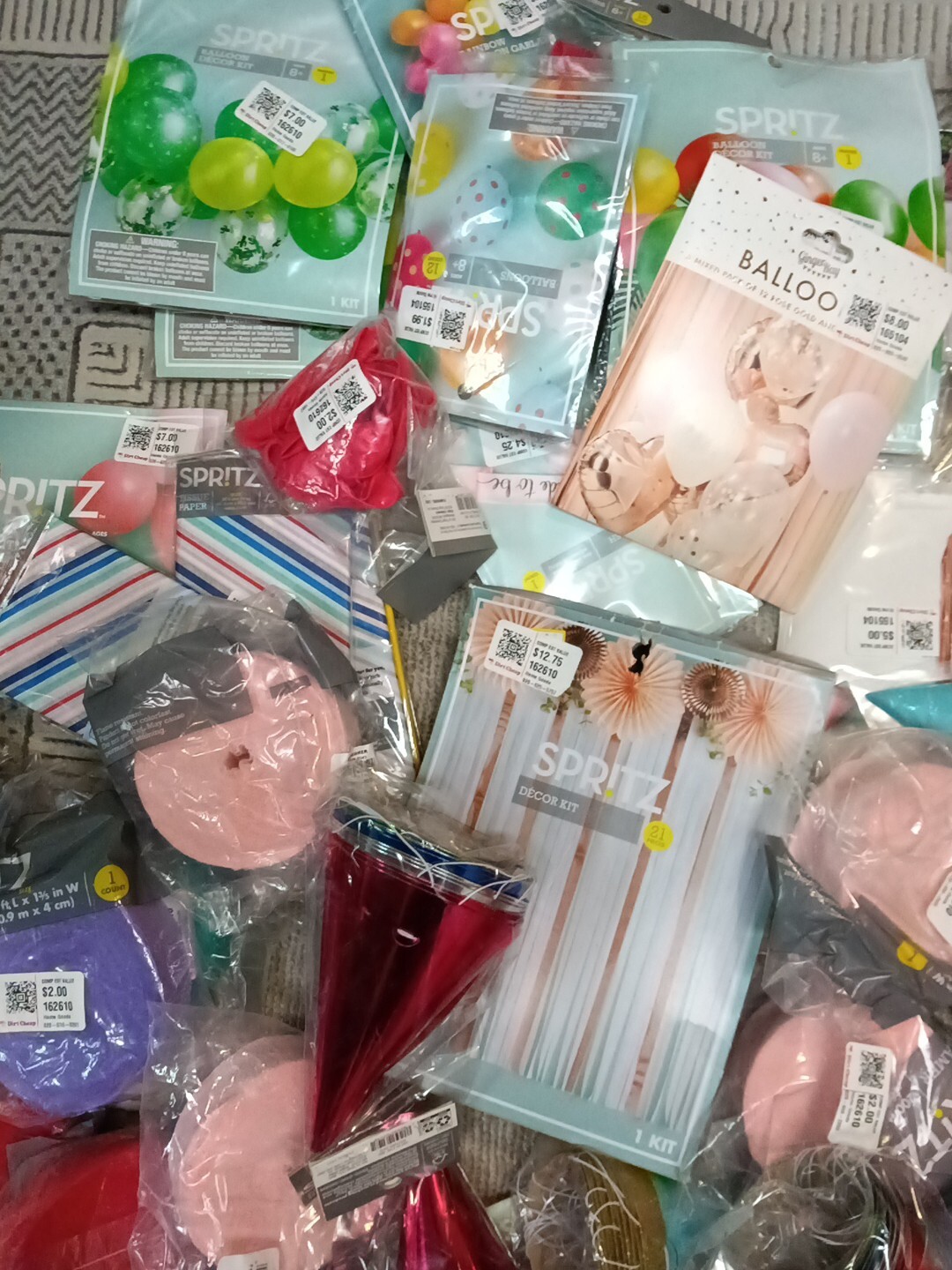Huge Lot Of Party Supplies Huge Lot Overstock
