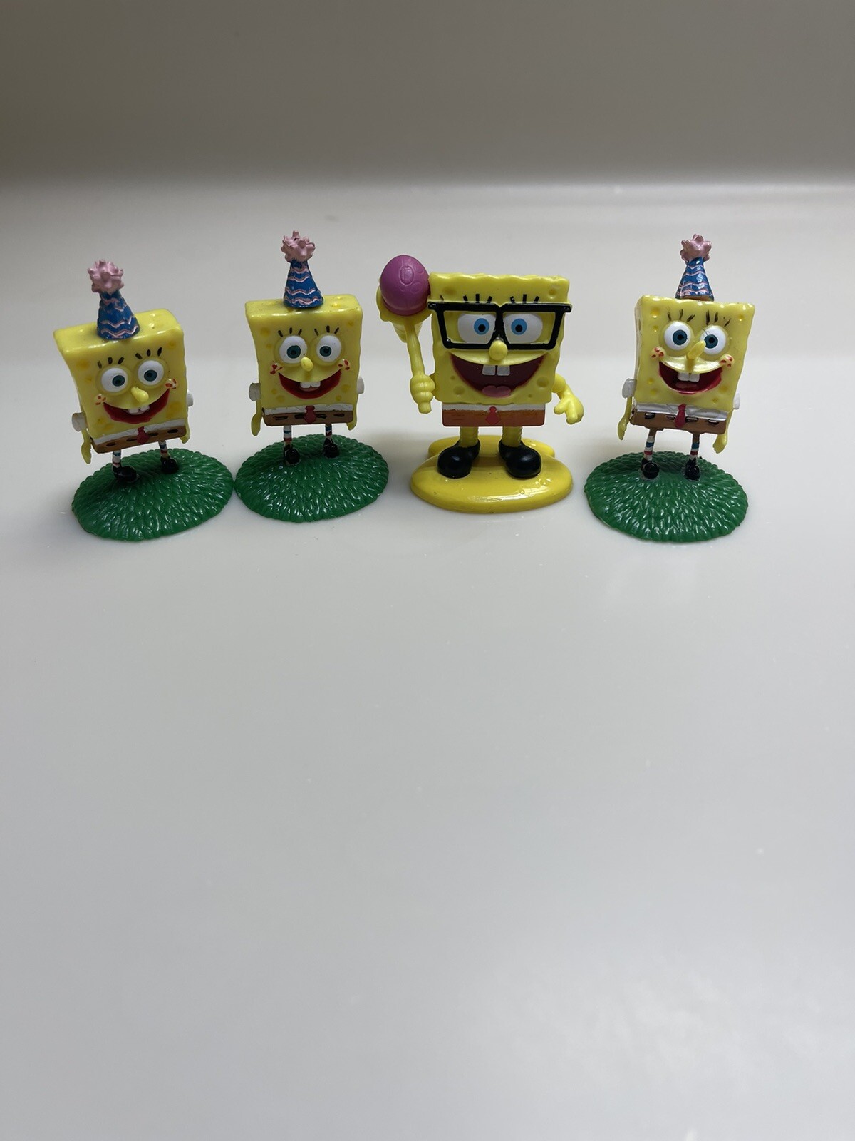 Sponge Bob Square Pants Cake Toppers Lot Of 4